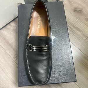 Black Prada Loafers in a very good condition. Size 9